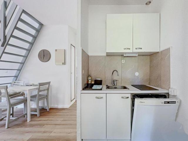 Maisonnette Kalis Calme Avec Climatisation Parking Jardin Cadre Campagne Plages A Pieds Bandol Exterior foto